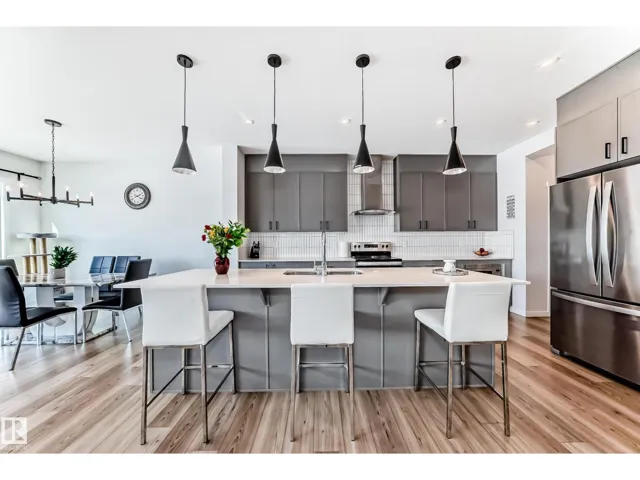 17608 49 ST NW, Edmonton, Alberta T5Y4C6