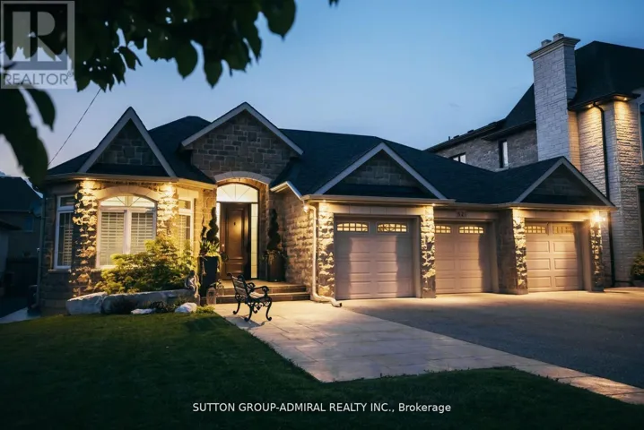 62 BOND CRESCENT, Richmond Hill (Oak Ridges), Ontario L4E3K5