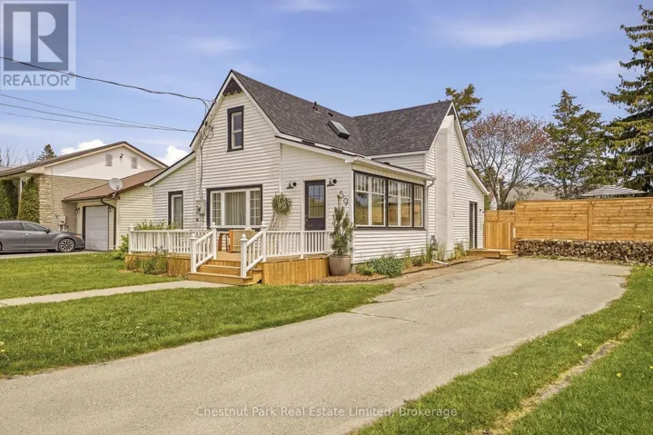 59 MAPLE STREET, Prince Edward County (Wellington Ward), Ontario K0K3L0