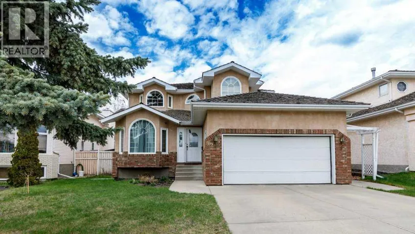 92 Anquetel Street, Red Deer, Alberta T4R2K7