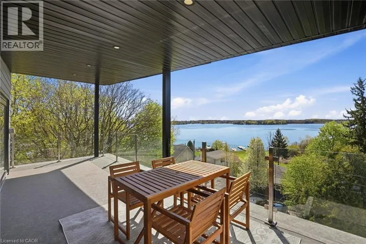 17 MAPLE TRAIL Trail, Puslinch, Ontario N3C2V4