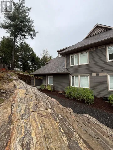 204 - 3 TREE TOPS LANE, Huntsville (Chaffey), Ontario P1H1A9
