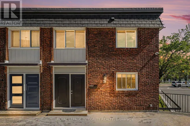 27 - 1821 WALKLEY ROAD, Ottawa, Ontario K1H6X9