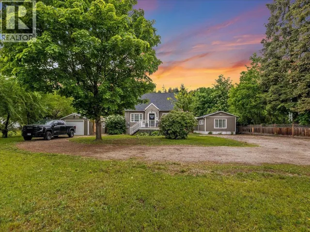 2116 Columbia Avenue, Castlegar, British Columbia V1N2X1
