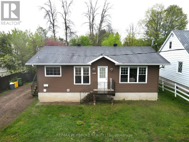 257 FRASER STREET, Pembroke, Ontario K8A1X9