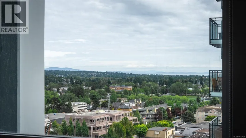 1707 777 Herald St, Victoria, British Columbia V8T0C7