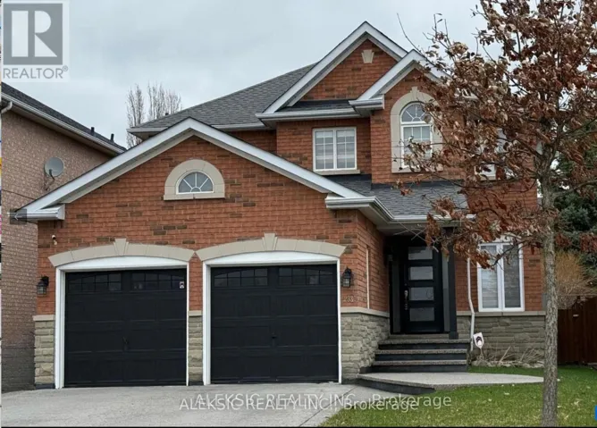 33 HILLPATH CRESCENT, Brampton (Snelgrove), Ontario L6Z4T7