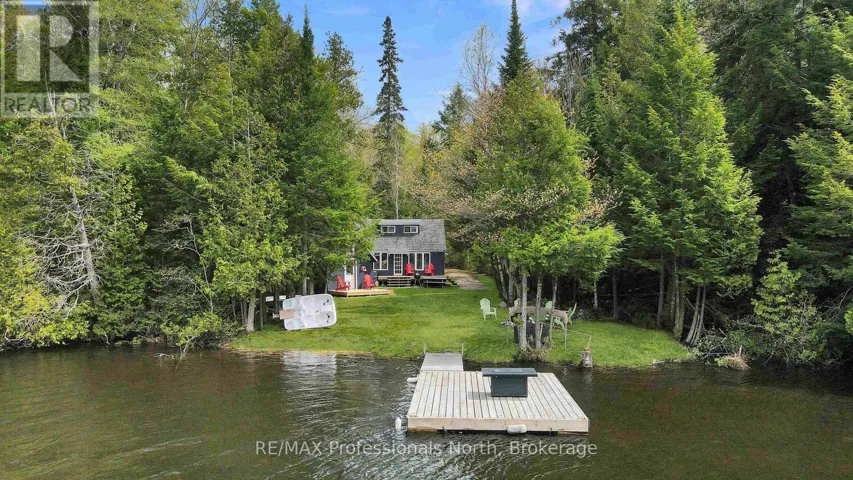 1514 LITTLE STRAGGLE LAKE DRIVE, Dysart et al (Harcourt), Ontario K0L1M1