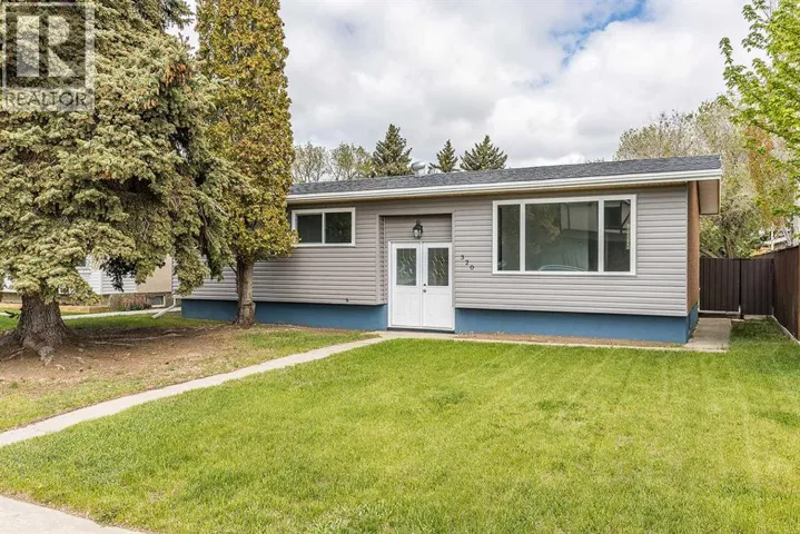 320 16 Street NE, Medicine Hat, Alberta T1A7L9