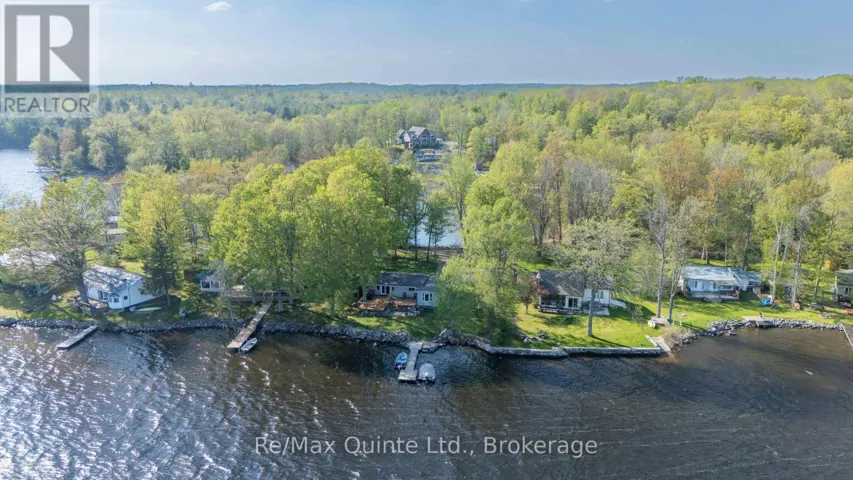 585 PINE POINT LANE, Centre Hastings, Ontario K0K2K0