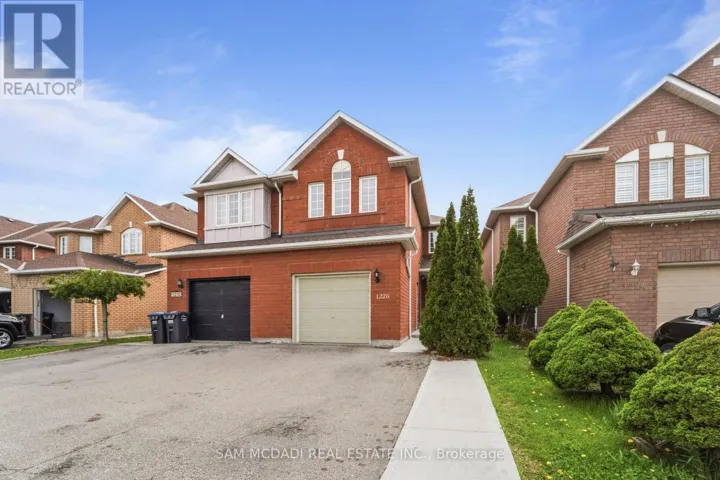 1220 WINDBROOK GROVE, Mississauga (East Credit), Ontario L5V2V1