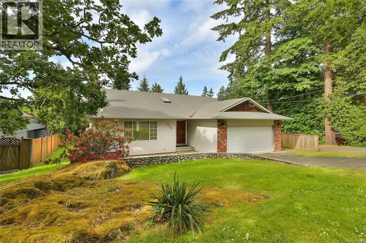 968 Greig Ave, Central Saanich, British Columbia V8M1A1