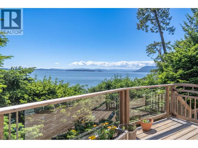 2659 SCHOONER WAY, Pender Island, British Columbia V0N2M2
