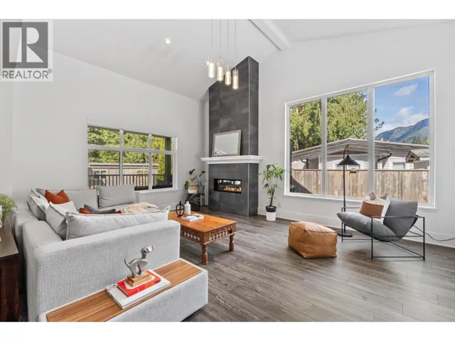 12 3295 SUNNYSIDE ROAD, Anmore, British Columbia V3H4Z4