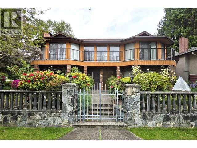 4015 GEORGIA STREET, Burnaby, British Columbia V5C2T3