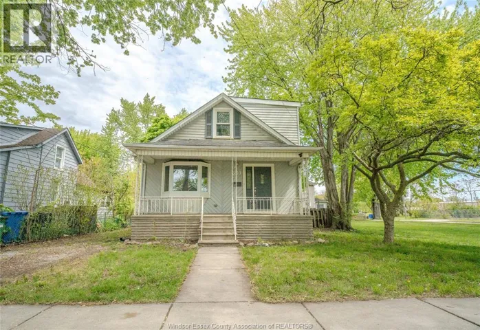 380 CHAPPELL, Windsor, Ontario N9C3C7