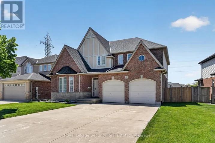 37 FREDONIA CRESCENT, St. Catharines (Rykert/Vansickle), Ontario L2S4C3