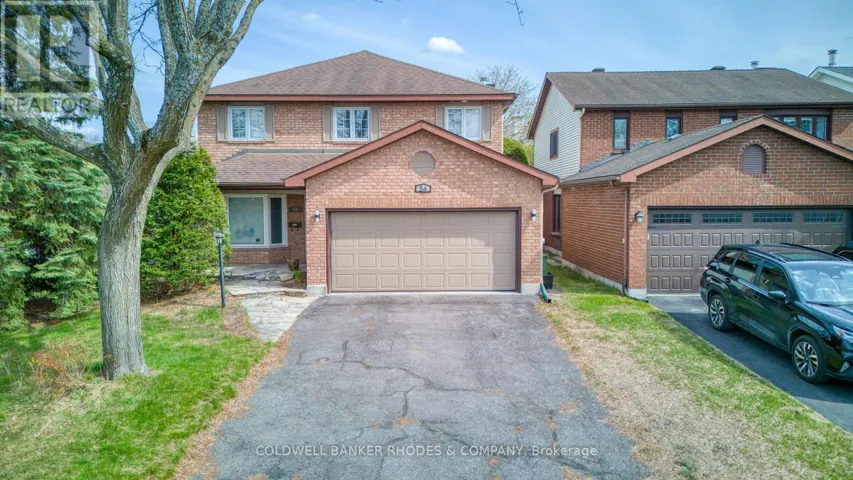 54 KEYS WAY, Ottawa, Ontario K1G4M8