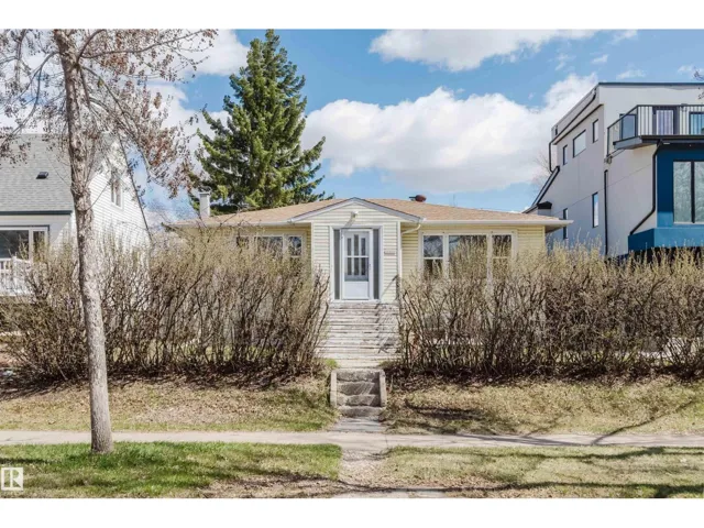 10511 80 ST NW, Edmonton, Alberta T6A3J8