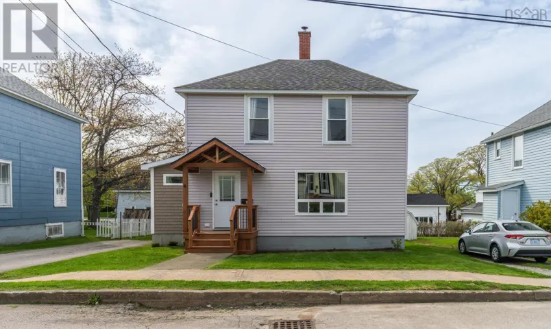 4 Carol Avenue, Yarmouth, Nova Scotia B5A2H7