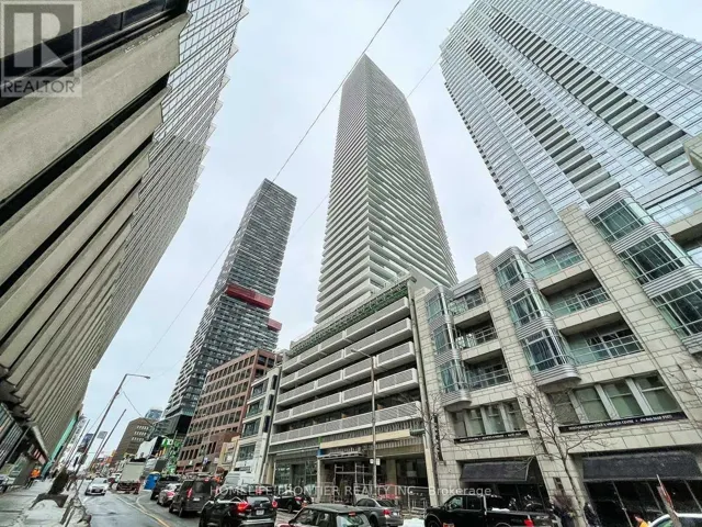 4405 - 2221 YONGE STREET, Toronto (Mount Pleasant West), Ontario M4S0B4