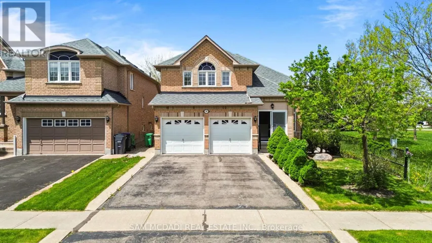 38 MAPLE BEACH CRESCENT, Brampton (Fletcher's Meadow), Ontario L7A2T8