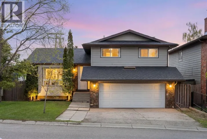 8 Hawkwood Place NW, Calgary, Alberta T3G1X6