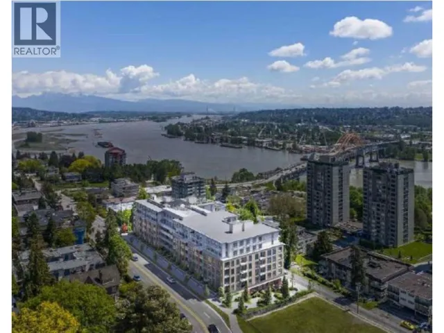 523 82 FIRST STREET, New Westminster, British Columbia V3L2G1