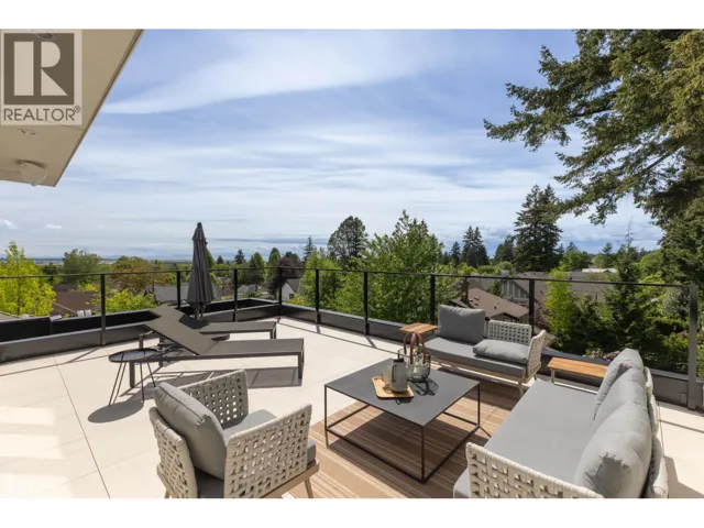 2 5061 BLENHEIM STREET, Vancouver, British Columbia V6N1N6