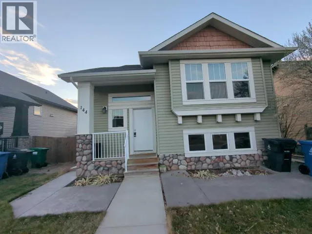 144 Mt Sundial Court W, Lethbridge, Alberta T1J5C3