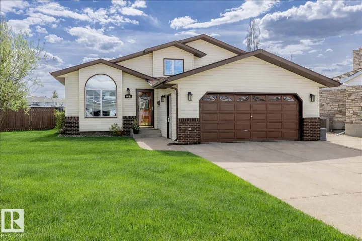 5611 152B AV NW NW, Edmonton, Alberta T5A4X8
