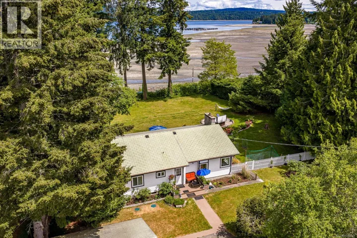 7410 Yake Rd, Fanny Bay, British Columbia V0R1W0