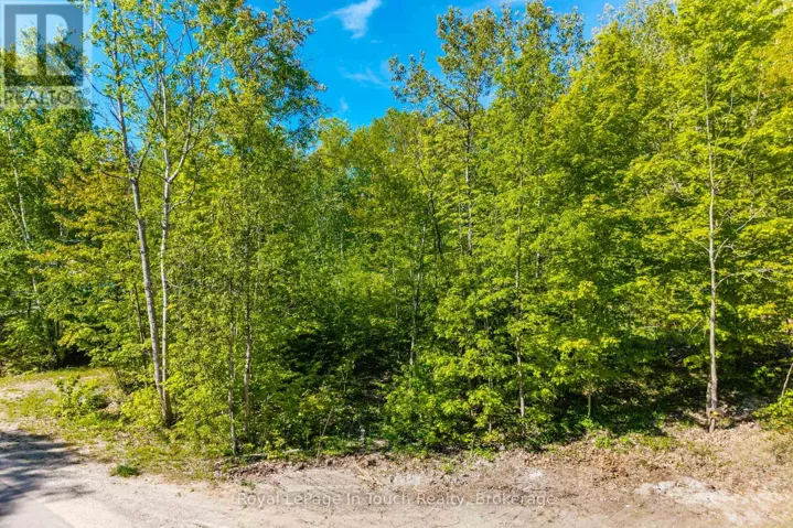 1536 CHAMPLAIN ROAD, Tiny, Ontario L9M0C1