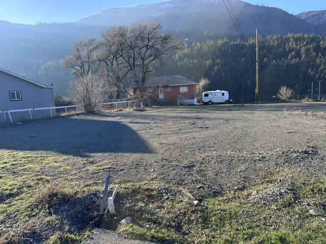 180 FRASER STREET, Lytton, Boston Bar / Lytton, British Columbia V0K1Z0