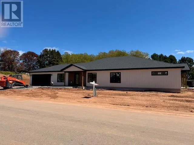 62 Saint Clair, Summerside, Prince Edward Island C1N0L1