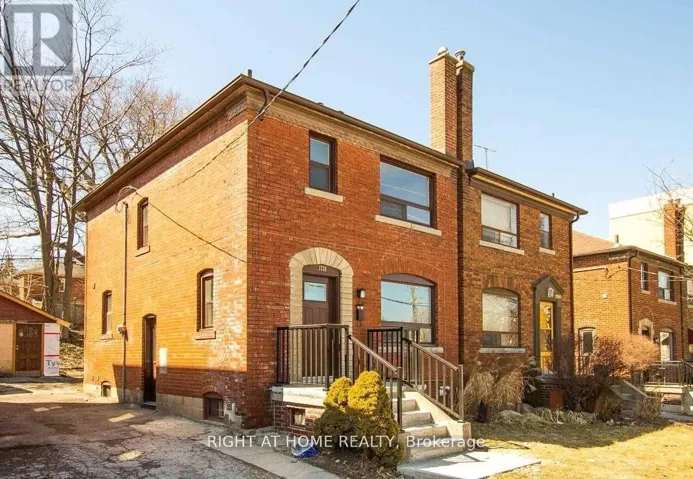 1738 BAYVIEW AVENUE, Toronto (Mount Pleasant East), Ontario M4G3C4