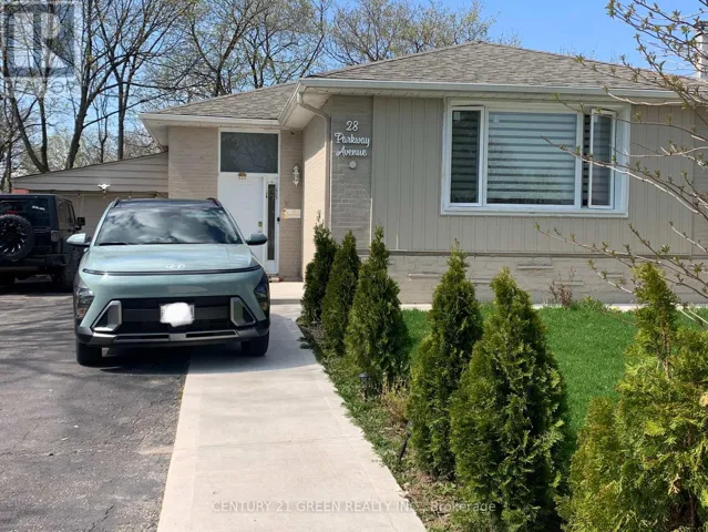 UPPER - 28 PARKWAY AVENUE, Brampton (Northwood Park), Ontario L6X2G4