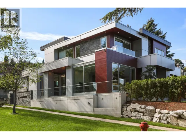 1909 DISCOVERY STREET, Vancouver, British Columbia V6R4K5