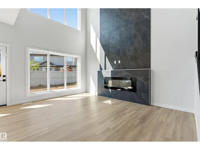 8727 181 AV NW, Edmonton, Alberta T5Z0X2