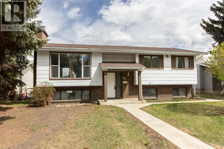 35 Oyen Crescent, Red Deer, Alberta T4P1T3