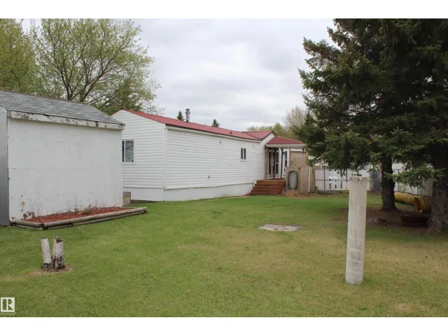1118 Lakevista DR, Sherwood Park, Alberta T8H1J6