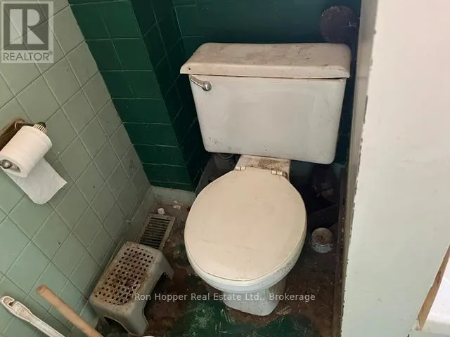 780