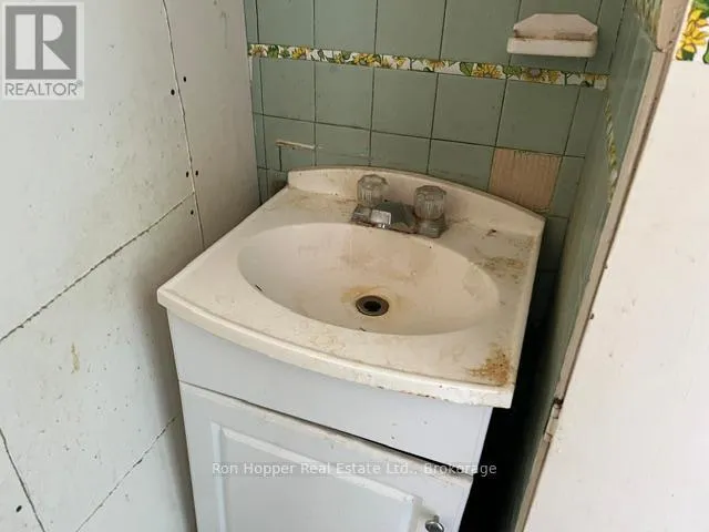 780