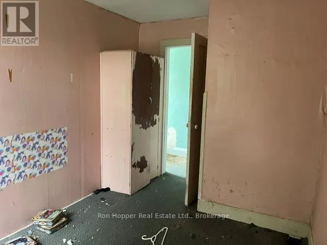 780