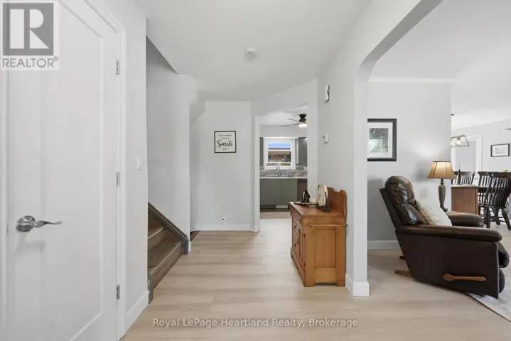 780