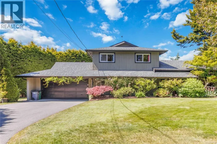 4298 Caen Rd, Saanich, British Columbia V8X3S6