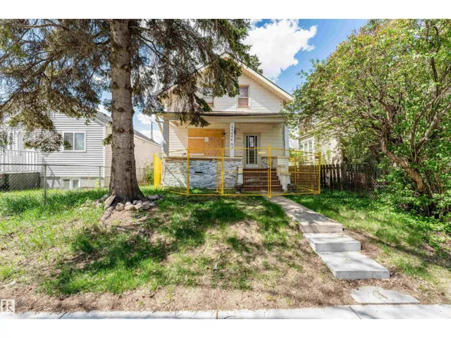 11608 93 ST NW, Edmonton, Alberta T5G1C9
