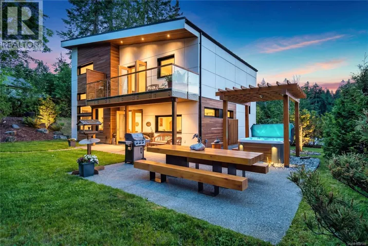 2566 Steve Ellis Rd, Nanaimo, British Columbia V9R0J7