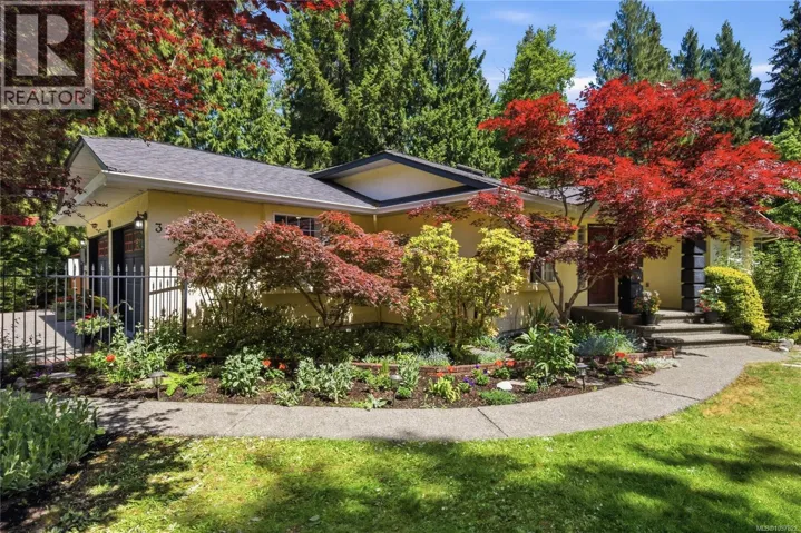 3555 Dougan Dr, Cobble Hill, British Columbia V0R1L0