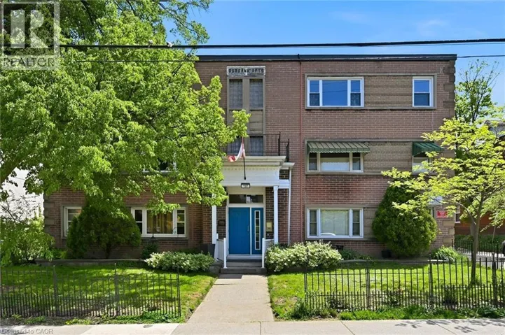 137 EMERALD Street S Unit# 28, Hamilton, Ontario L8N2V4